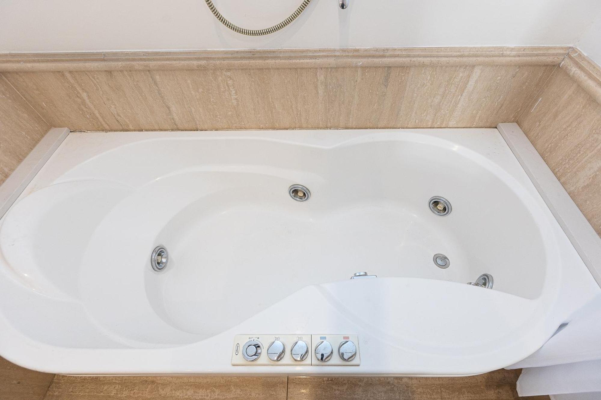 Amazing Elegant Jewish Ghetto Apartment Рим Екстериор снимка